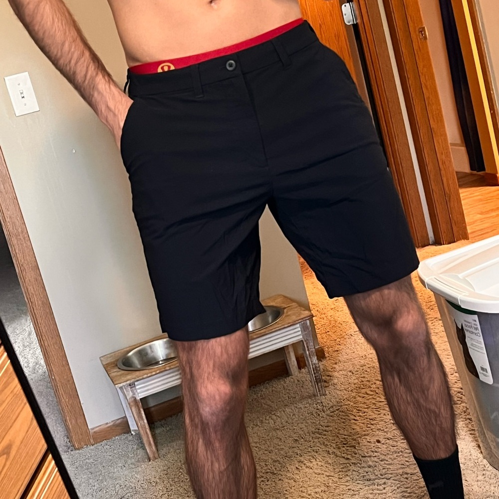 Men’s 34 Express Black Short - Picture 4 of 5